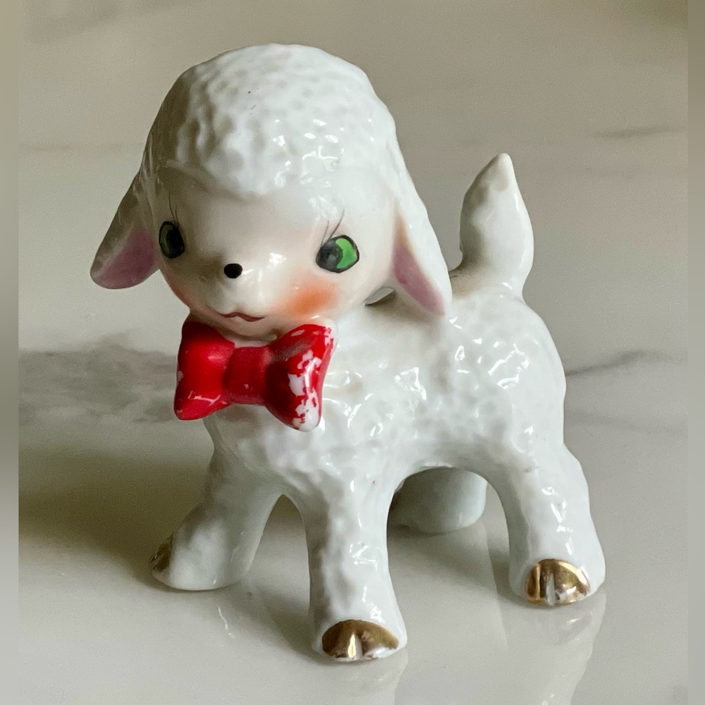Super cute Vintage Lamb (part of salt and pepper shakers)- only one